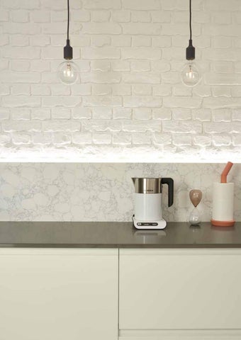 PWS Distributors Ltd 家具目录 · PWS Worksurfaces Directory 2017 第 8 页