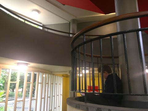 Berthold Lubetkin, Bevin court × Little Architect AAVS 第 23 页