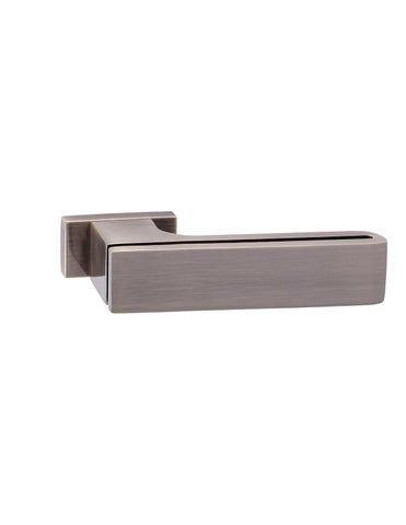 IPSA Luxos 家具系列 轻奢 Door Handles 产品集 第 12 页