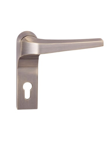 IPSA Luxos 家具系列 轻奢 Door Handles 产品集 第 14 页