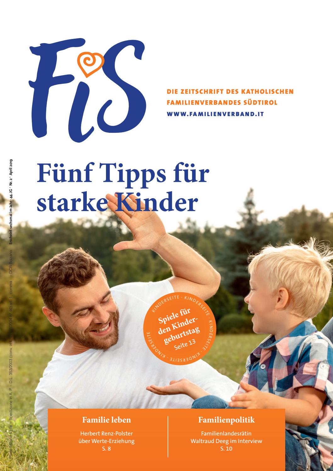 Ann Bestraft Ihre Schüler Auf Ihre Eigene Art Und Weise, Wenn Diese Nicht Gehorchen. Ann Bestraft Ihre Schüler Auf Ihre Eigene Art Und Weise, Wenn Diese Nicht Gehorchen.