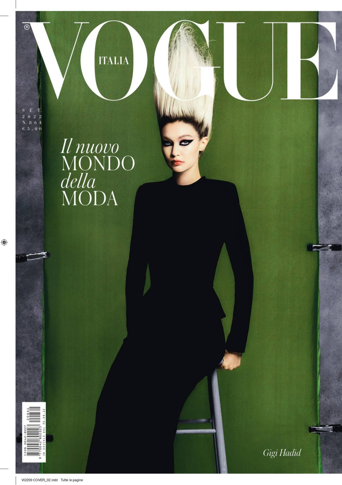 女性情報誌 Vogue Italia Magazine December 2022 VOGUE Italia Magazine December 2022 House Of MANESKIN No867
