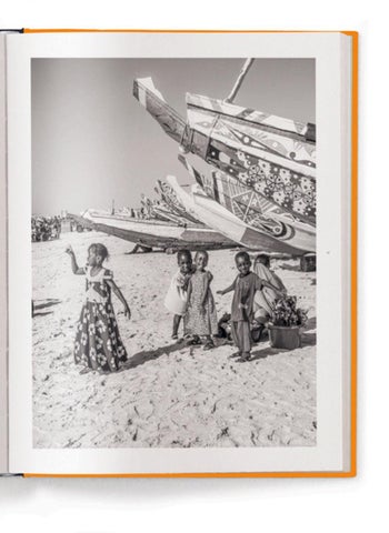 ACC Art Books 灯饰目录 · Children of the World 第 19 页
