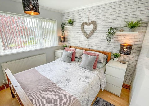 Fine & Country / DDM Residential 灯饰目录 · Bradford Road 第 7 页