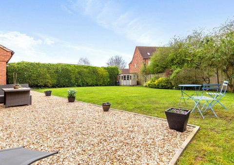 Fine & Country / DDM Residential 灯饰目录 · Maple Close, Brigg 第 17 页