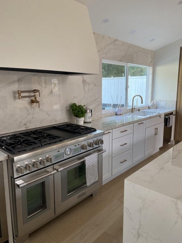 Shumilova Interiors 家具目录 · 厨房 Designs 第 10 页