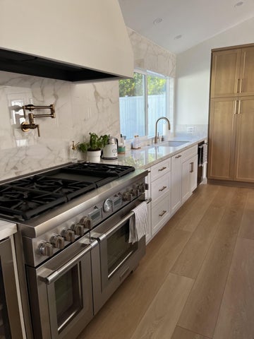Shumilova Interiors 家具目录 · 厨房 Designs 第 12 页