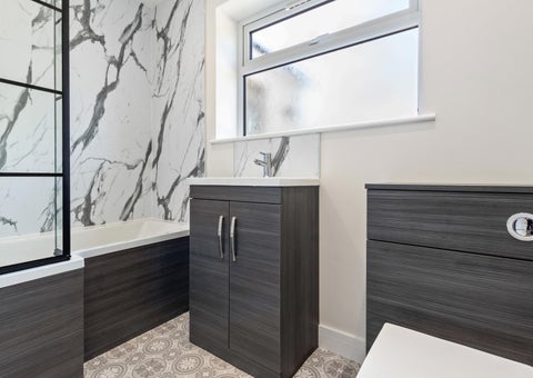 Fine & Country / DDM Residential 灯饰目录 · Brigg Road, Hibaldstow 第 8 页