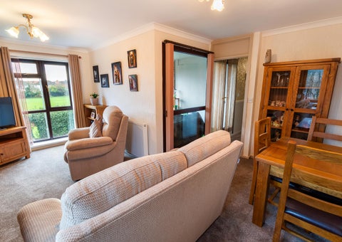 Fine & Country / DDM Residential 灯饰目录 · Wilsons Close, Scunthorpe 第 3 页