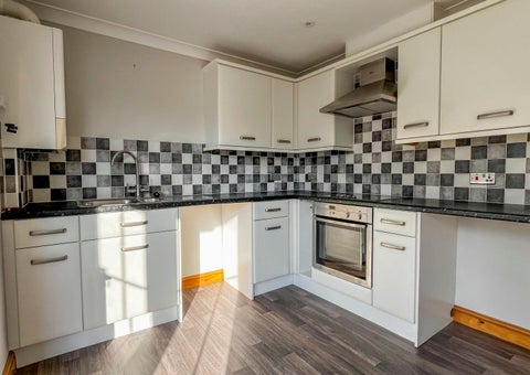 Fine & Country / DDM Residential 灯饰目录 · Old 教育 Close, Brigg 第 3 页