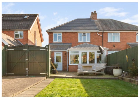 Fine & Country / DDM Residential 灯饰目录 · Glanford Road, Brigg 第 14 页