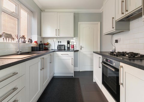 Fine & Country / DDM Residential 灯饰目录 · Glanford Road, Brigg 第 6 页