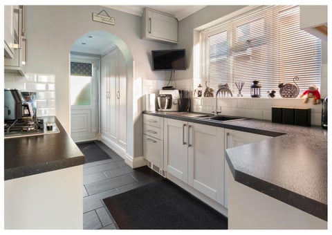 Fine & Country / DDM Residential 灯饰目录 · Glanford Road, Brigg 第 7 页