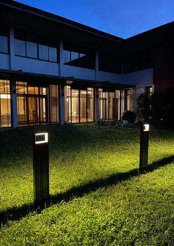 LIGMAN 灯饰手册 太阳能 Integrated Luminaires 第 15 页