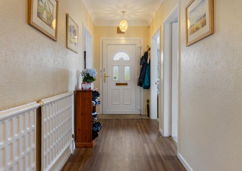 Fine & Country / DDM Residential 灯饰目录 · Kings Avenue, Brigg 第 3 页