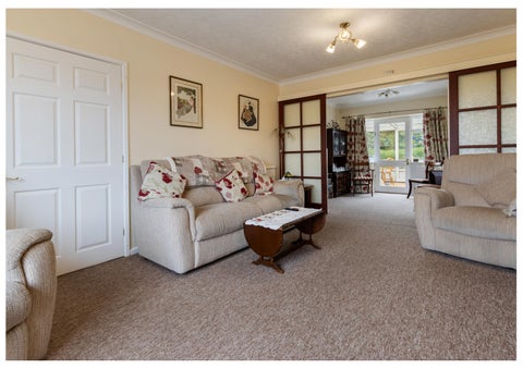 Fine & Country / DDM Residential 灯饰目录 · Kings Avenue, Brigg 第 5 页