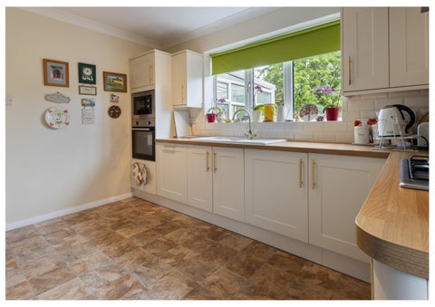 Fine & Country / DDM Residential 灯饰目录 · Kings Avenue, Brigg 第 9 页