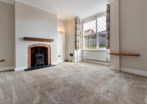 Fine & Country / DDM Residential 灯饰目录 · Ings Road, Kirton-In-Lindsey 第 5 页