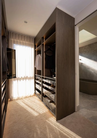 The Block 2025 Walk In Wardrobes 家具型录 第 11 页