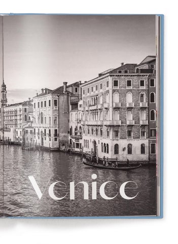 ACC Art Books 灯饰目录 · Living Heritage 第 3 页